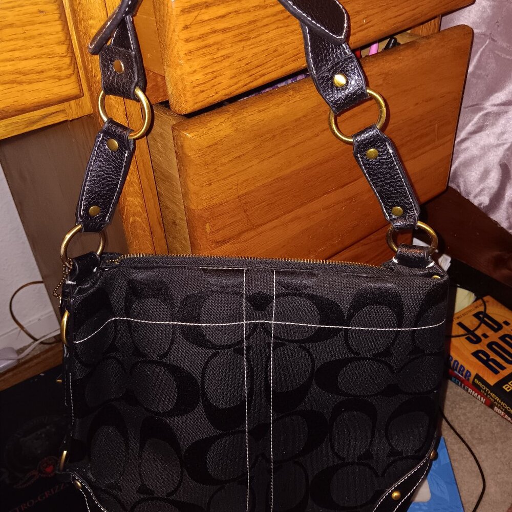 COACH CARLY BLACK SIGNATURE CANVAS LEATHER HOBO - SHOULDER BAG BLACK
